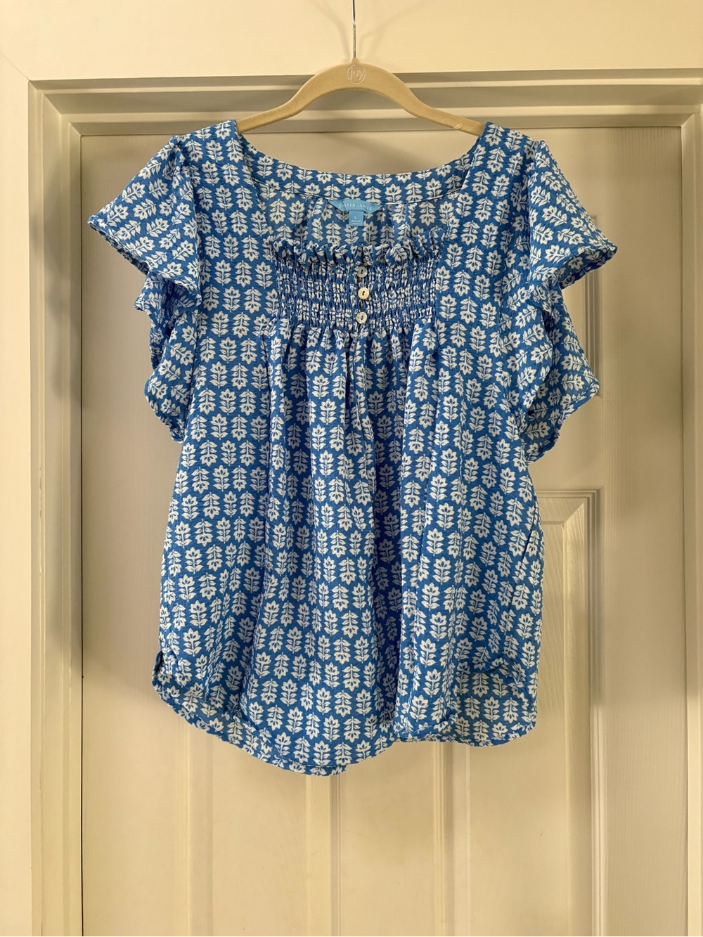 Draper James Blue & White Smocked Flutter-Sleeve Blouse